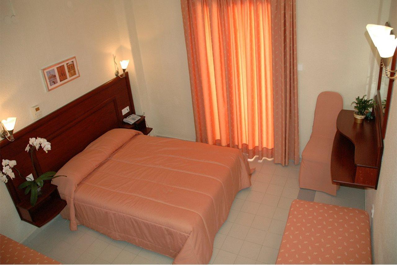 Xenios Loutra Village Beach Hotel 圣帕拉斯凯维 外观 照片